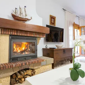  Apartamento Casa Atalaya En De Con Piscina